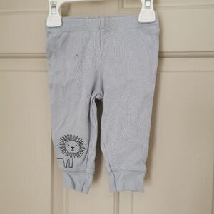 *Free Carter's pants 6 m